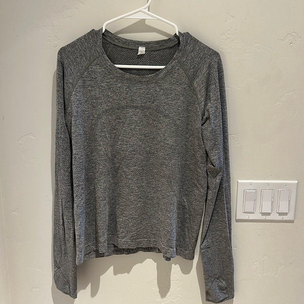 Lululemon gray long sleeve workout top. size 12.